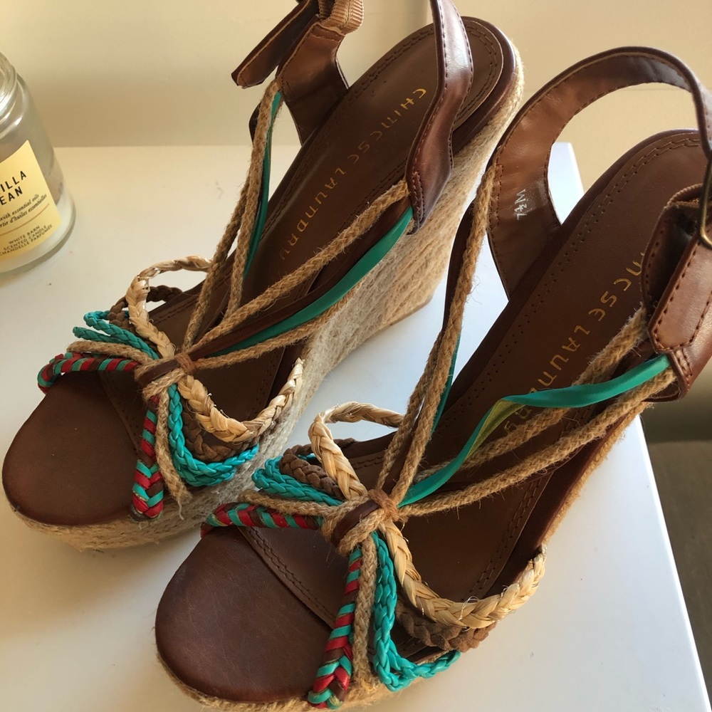 Wicker wedge heels